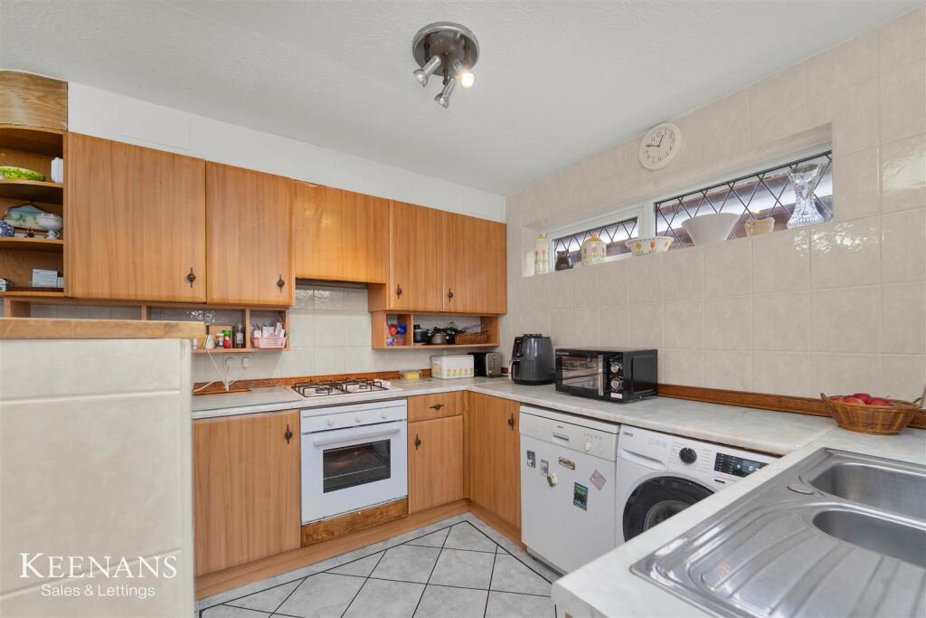 Garstang Drive, Bury photo 4
