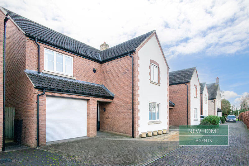 Main image of property: Whittucks Road, Hanham, Bristol, BS15 3PY