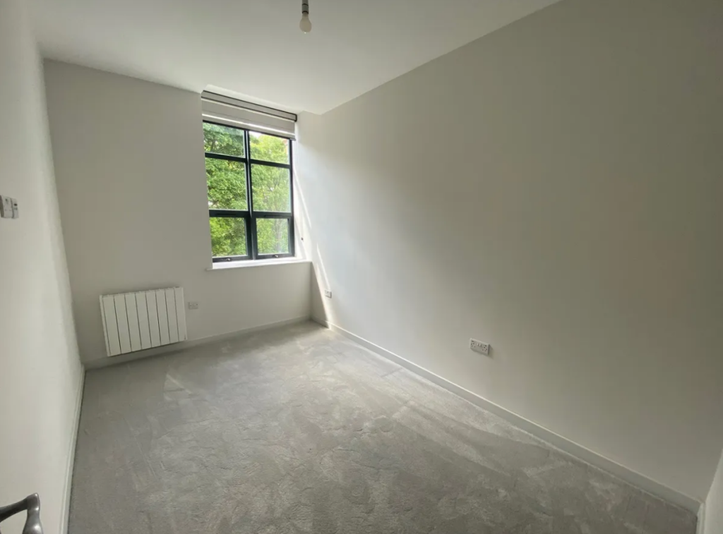 Apartment in Leeds - More
