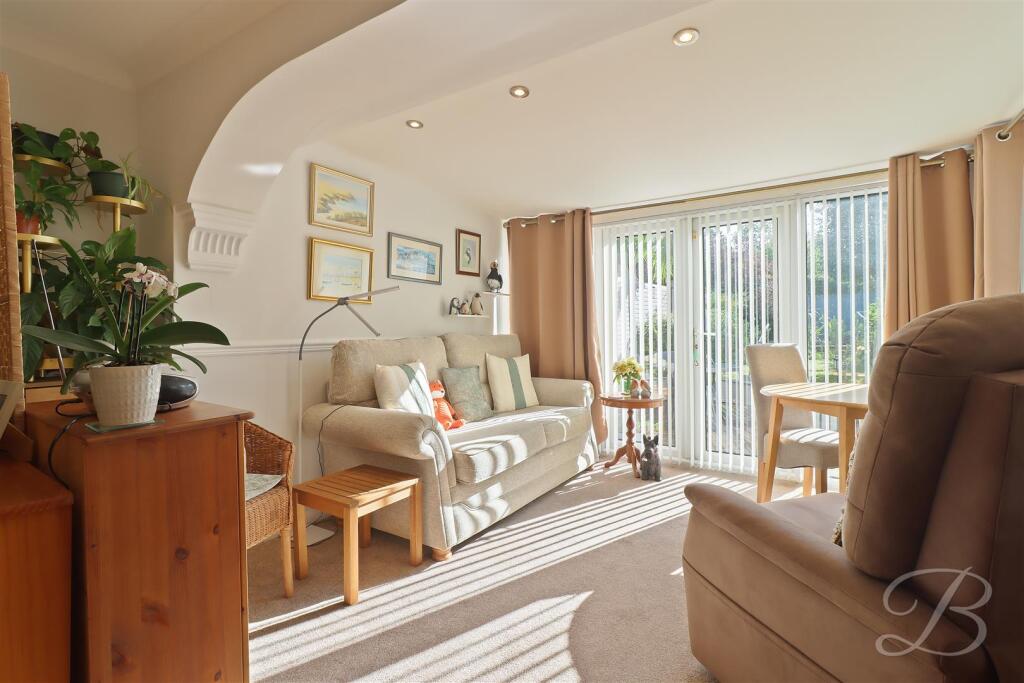 House in Chesterfield, Inkersall, Staveley CP - View 4