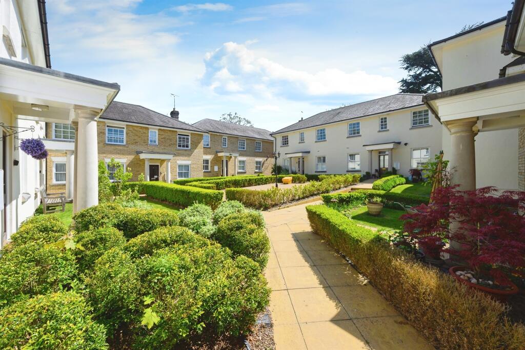 Queensway, Hemel Hempstead photo 4