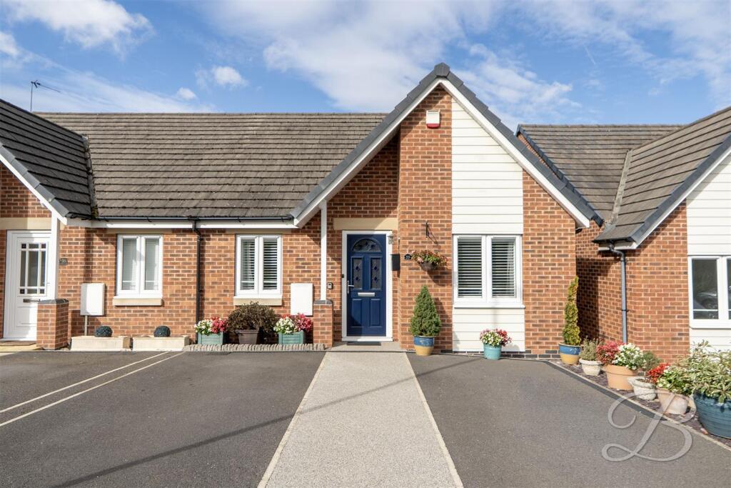 2-bed semi-detached on Woodlands Way, Spion Kop, Warsop, Mansfield, £210,000
