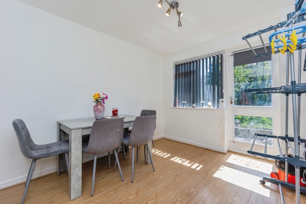 10, Kirkstead Road, Cheadle Hulme, Cheadle, Greater Manchester, SK8 photo 4