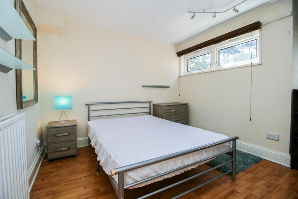 Additional image 6 of Moss House Close