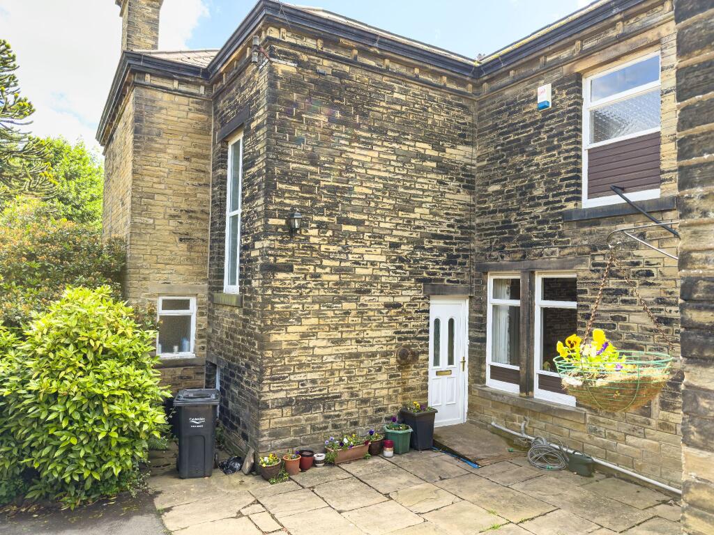 Main image of property: Old Lane, Brighouse, HD6 1UB