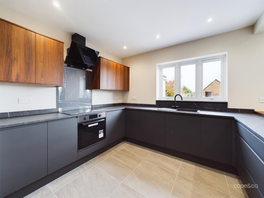 House in Ripley, Woodlinkin, Codnor - View 4