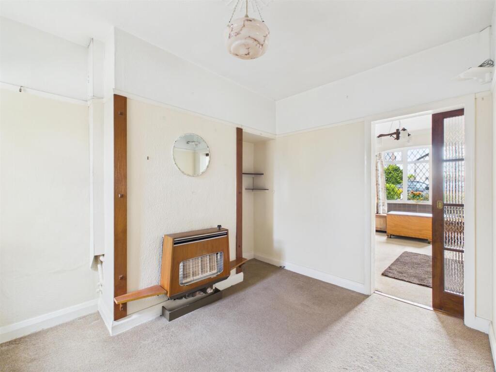 House in Belper - More