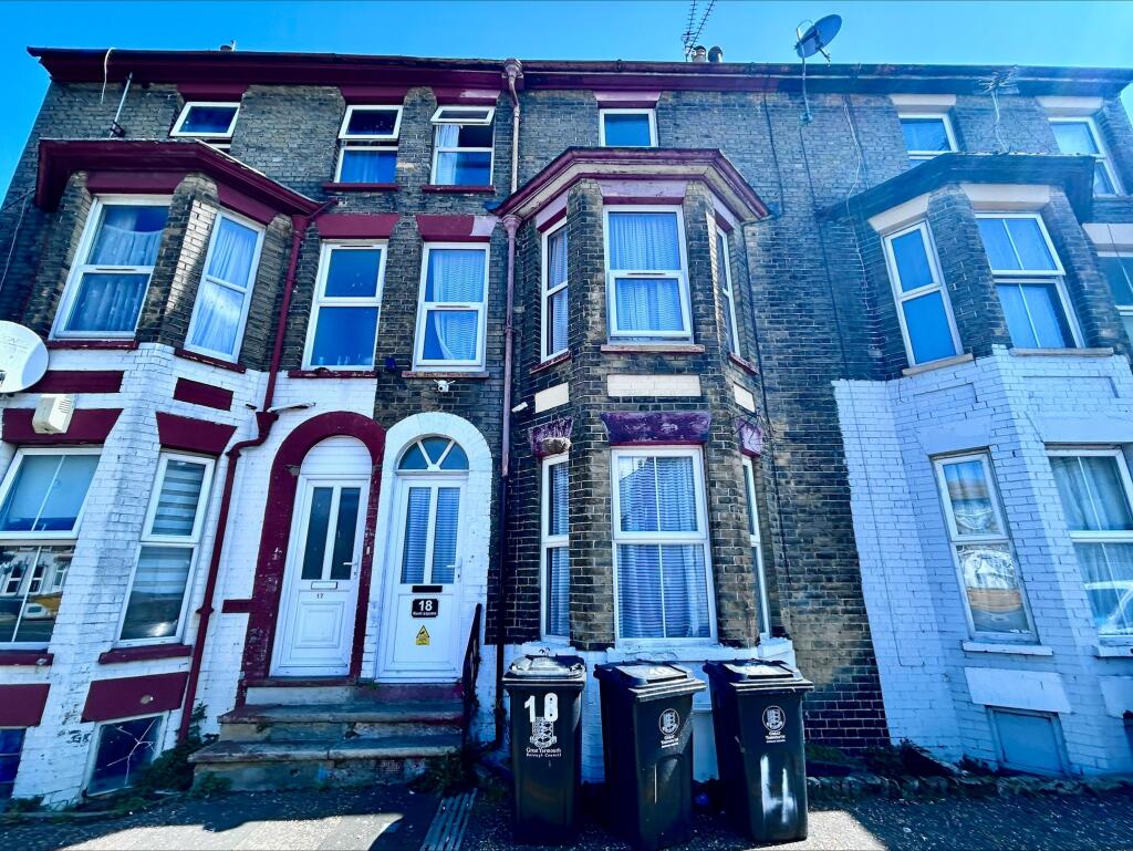 Kent Square, Great Yarmouth photo 2