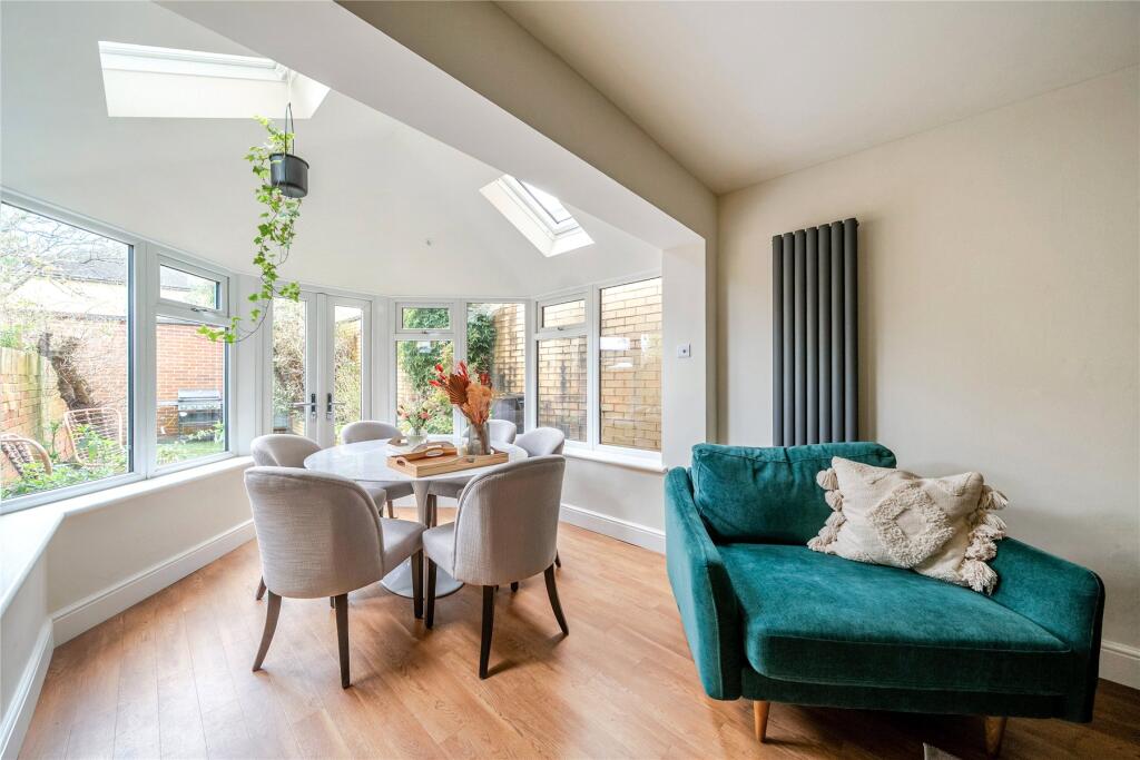 Brighton Road, Surbiton, KT6 photo 4