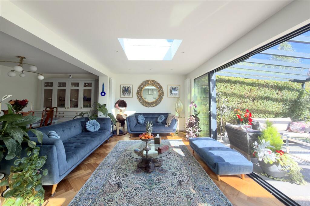 Main image of property: Cherry Tree Road, Beaconsfield, Buckinghamshire, HP9