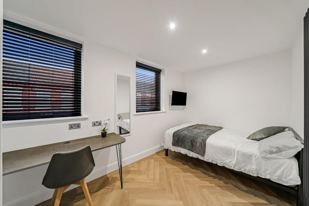 1 bedroom house share for rent