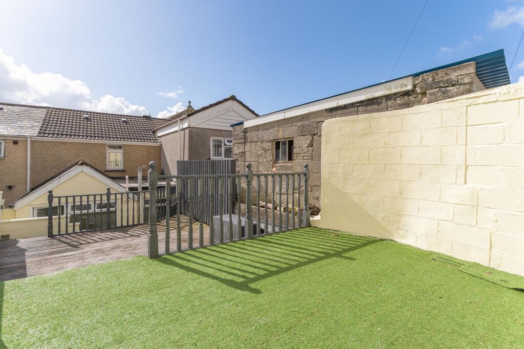House in Nantyffyllon, Maesteg - View 4