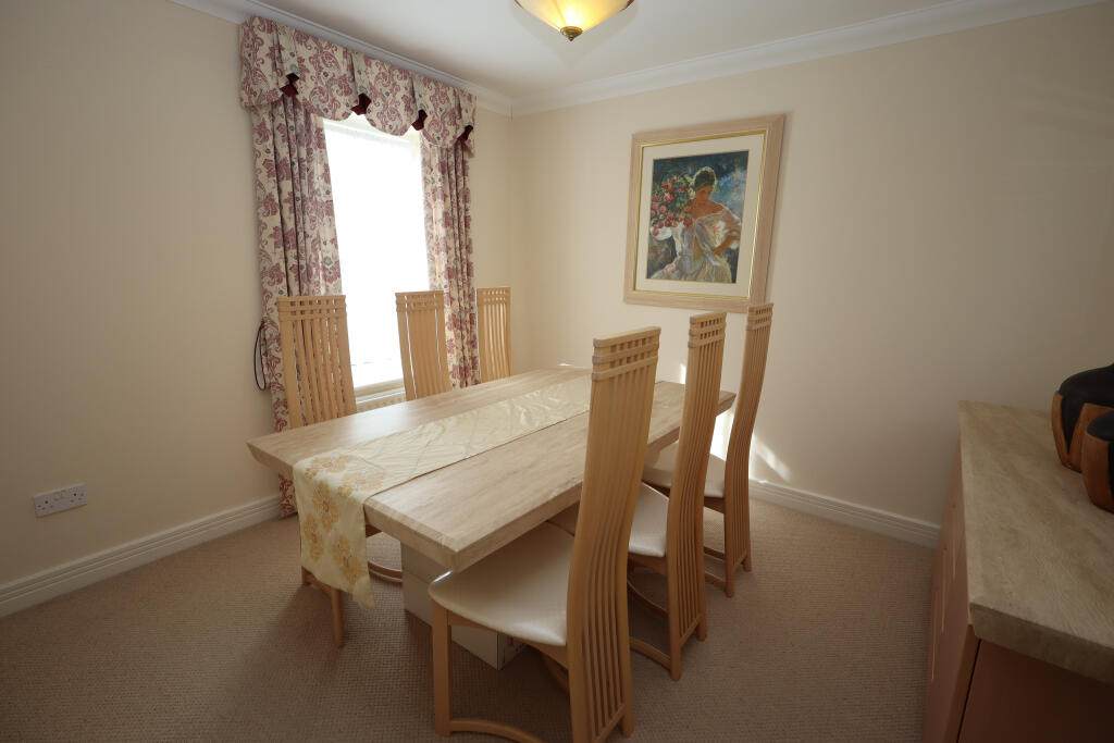House in Bath - View 4