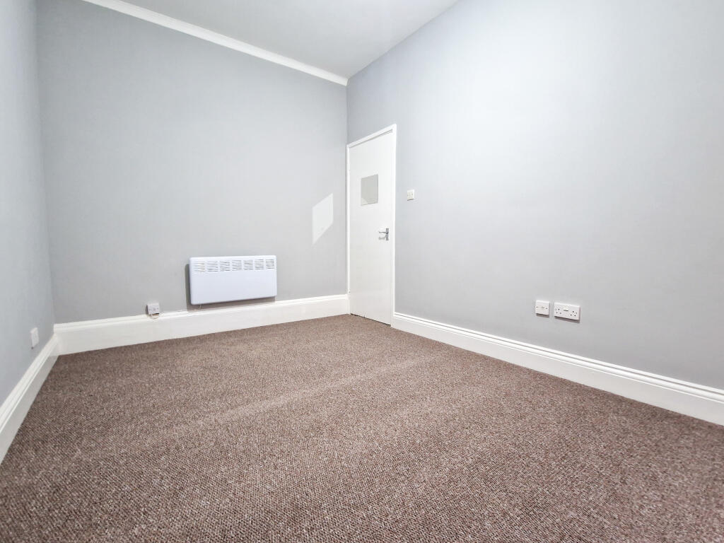 Additional image 7 of Yardley Wood Road Moseley B13 9JL