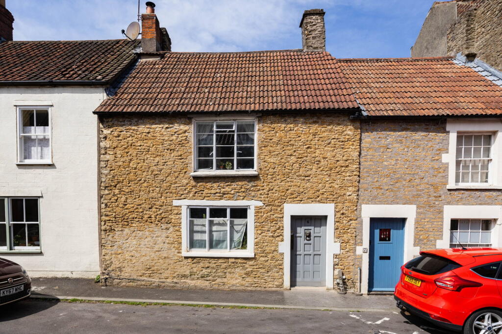 Main image of property: Castle Street, Frome, Somerset, BA11 3BN