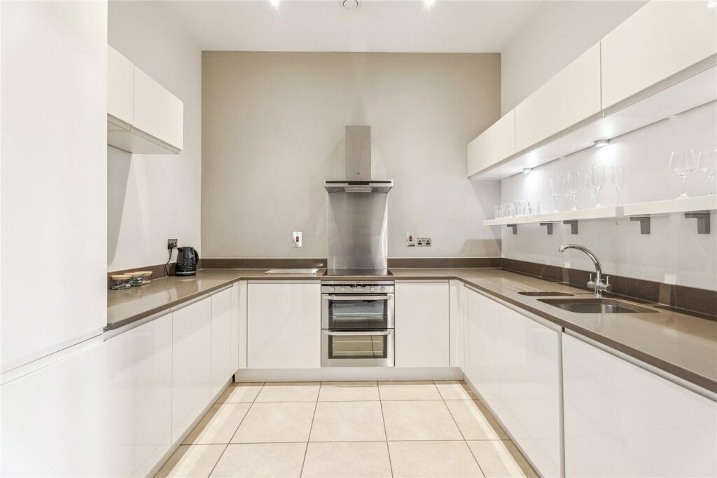 Perpetual House, Station Road, Henley on Thames, Oxfordshire, RG9 - View 6