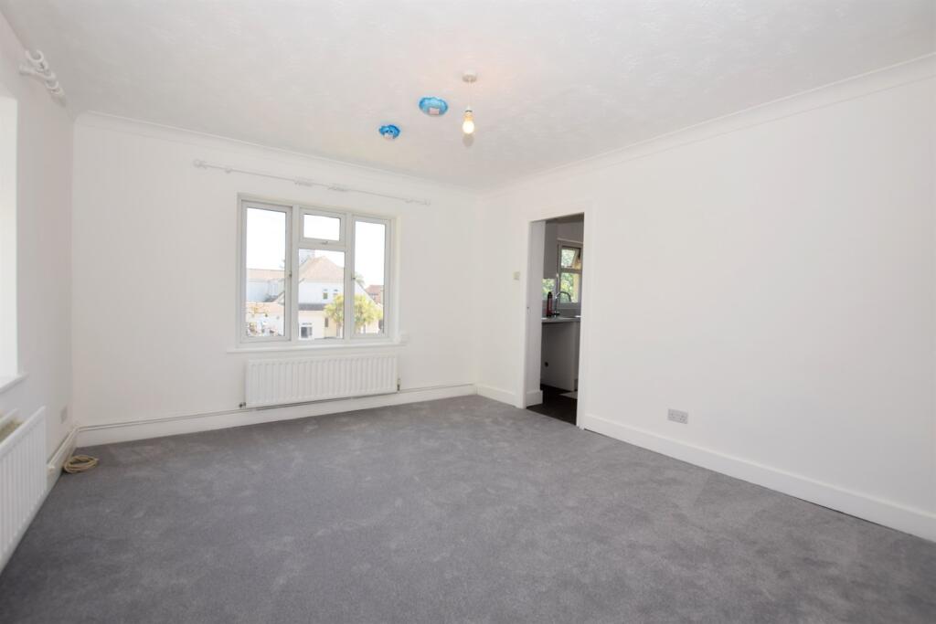 Apartment in Arun, Felpham - View 2