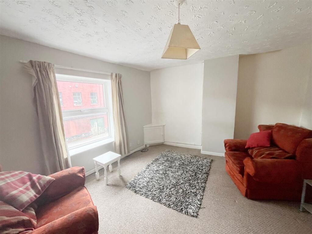 Apartment in Stockport - View 5