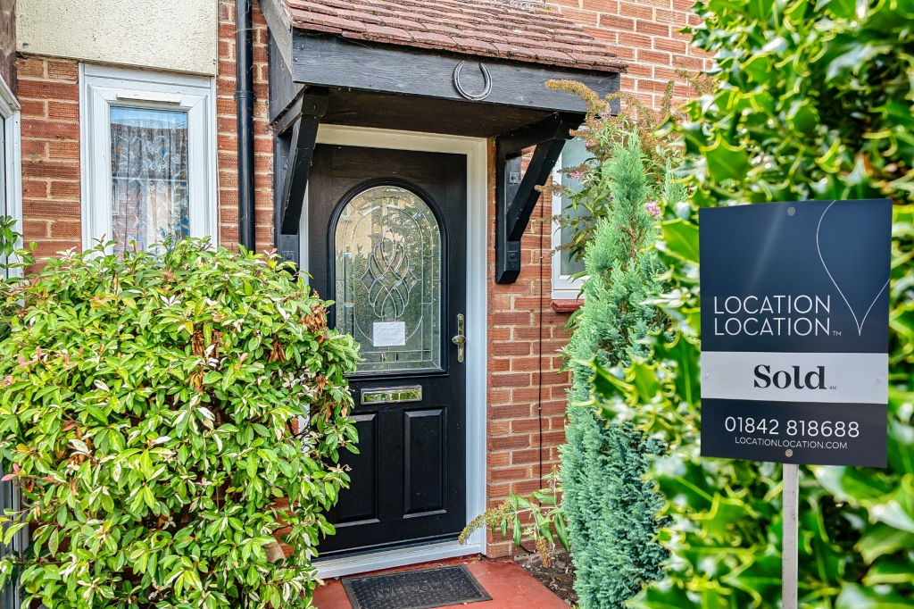 Main image of property: Tedder Close, Barnham, IP24