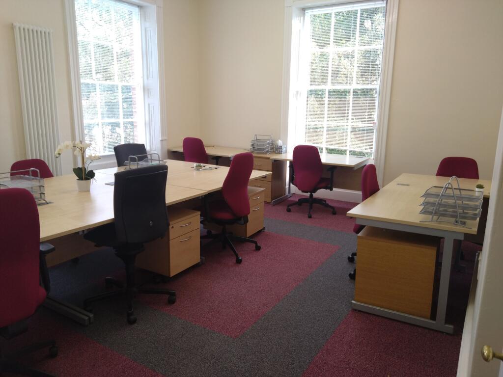 10 Person Office