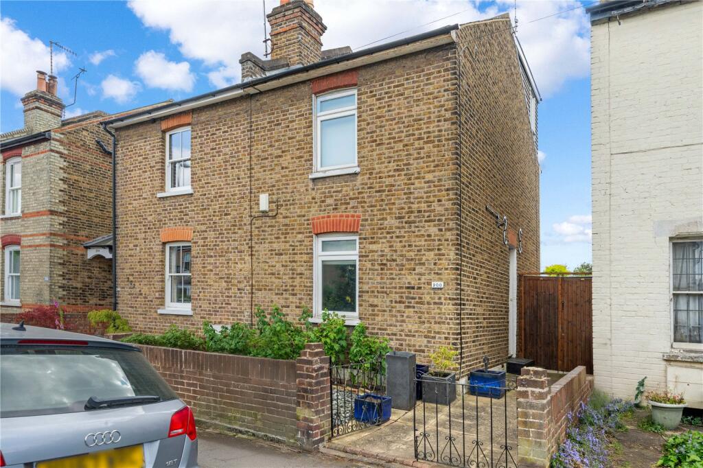 Main image of property: Elm Road, Kingston Upon Thames, Surrey, KT2
