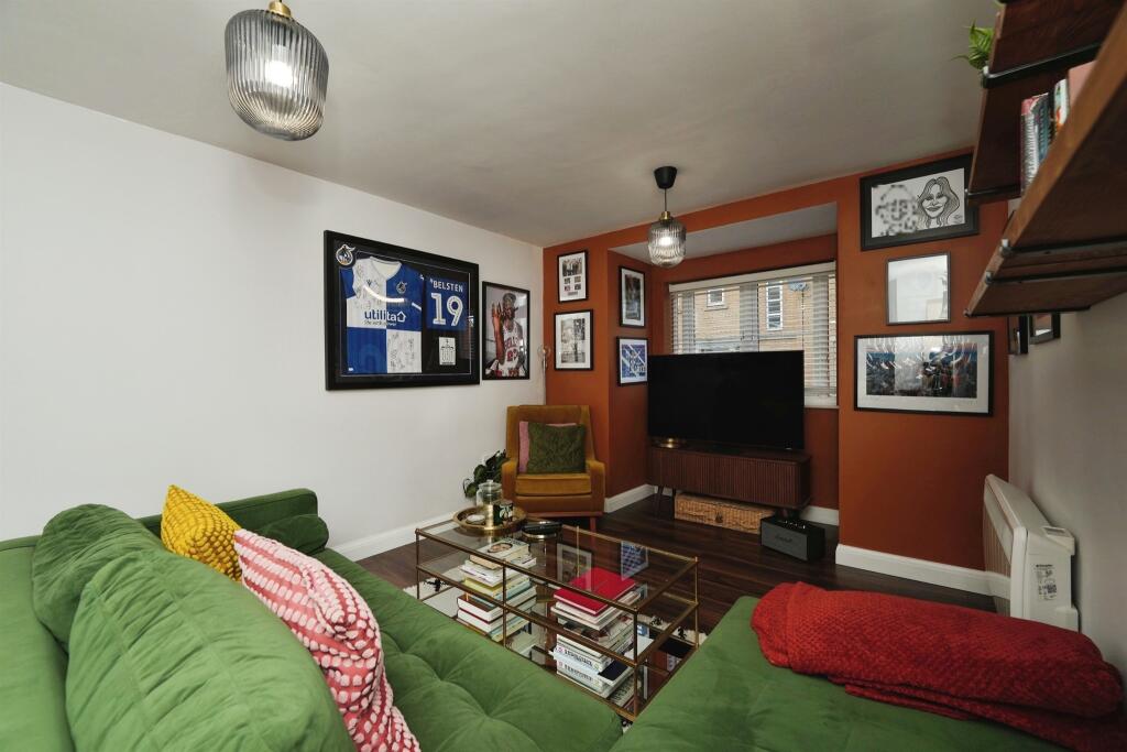 Apartment in Bristol, Warmley - More