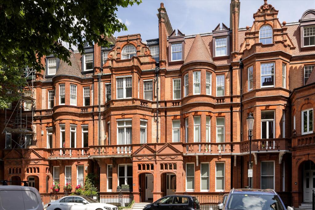 Main image of property: Sloane Gardens, London, SW1W