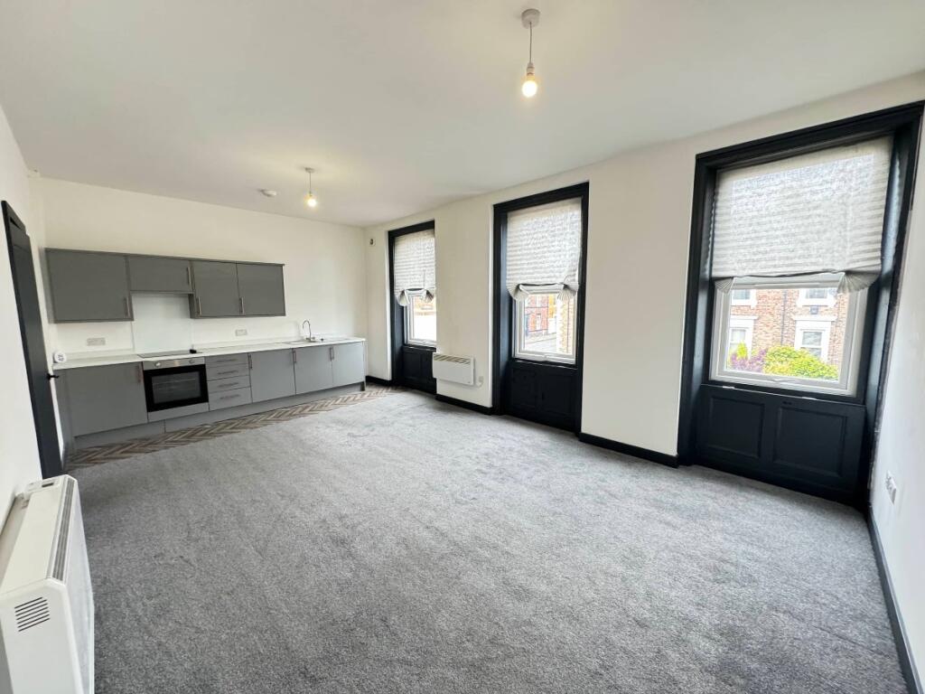 Apartment in Newcastle upon Tyne - View 5
