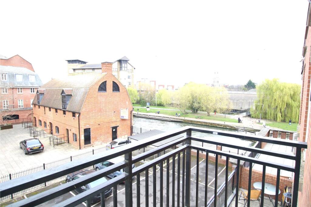 Main image of property: Bear Wharf, Fobney Street, Reading, Berkshire, RG1