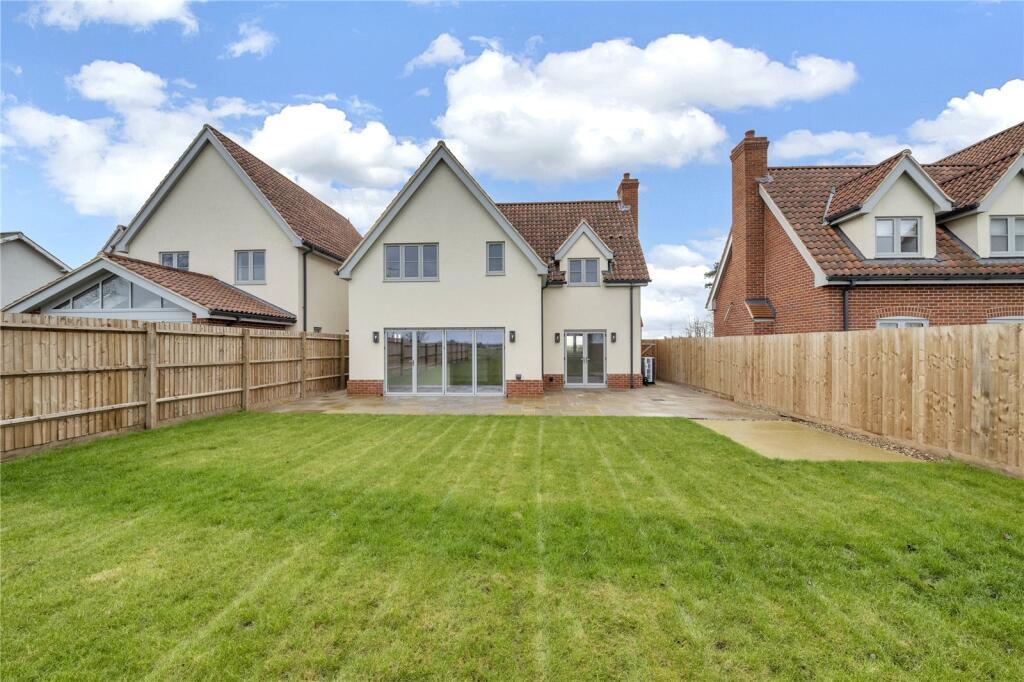 Pear Tree Gardens, Stowupland, Stowmarket, Suffolk, IP14 photo 4