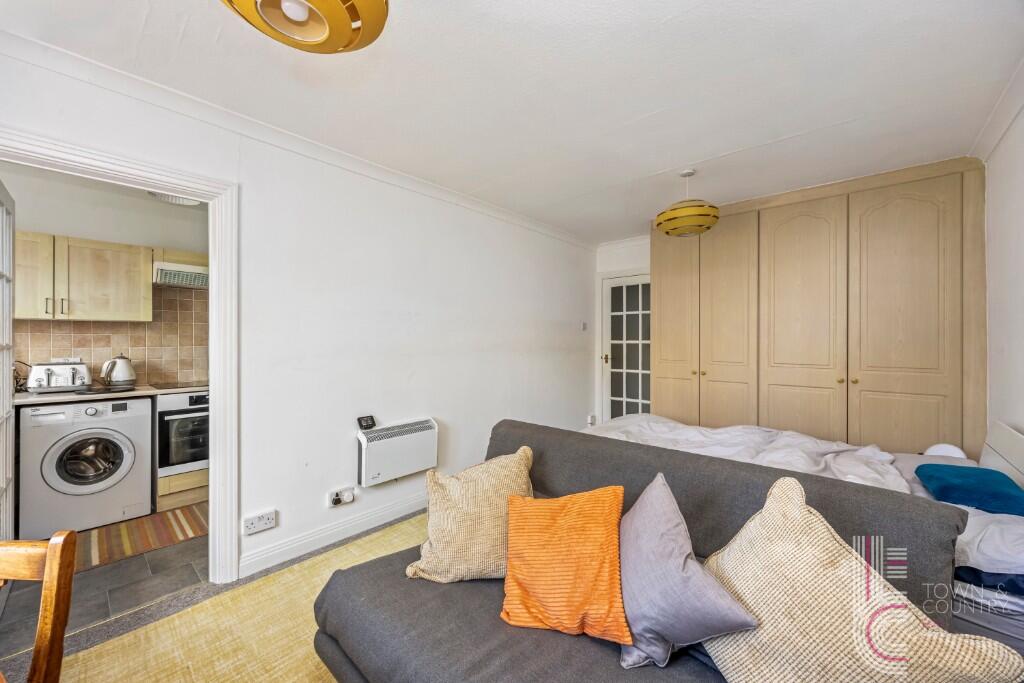 The Drive, Hove, East Sussex, BN3 photo 3
