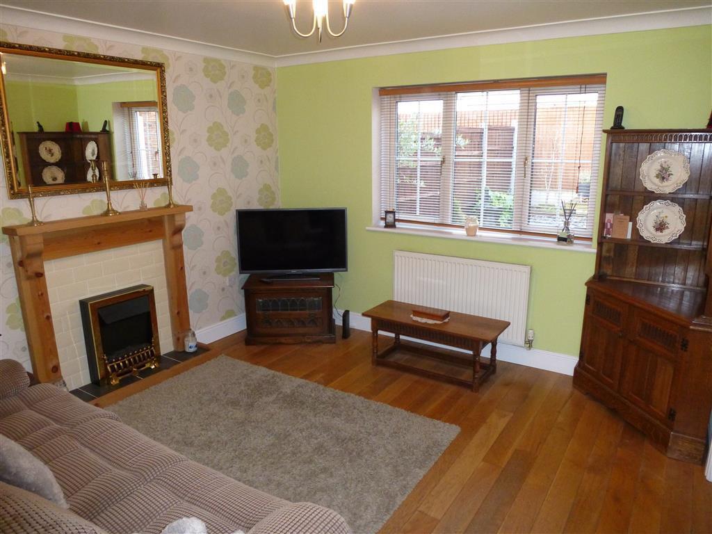 House in Nottingham - View 4