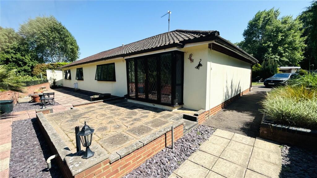 Main image of property: Towpath, Shepperton, Surrey, TW17