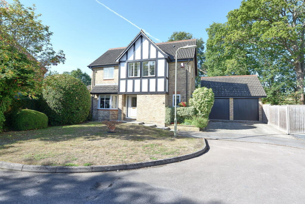 Main image of property: Argente Close, Fleet, GU51 2XY