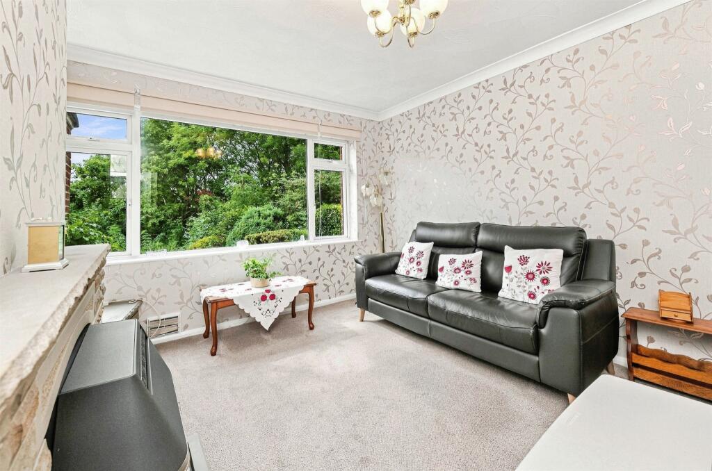 House in Kirklees, West Yorkshire - View 3