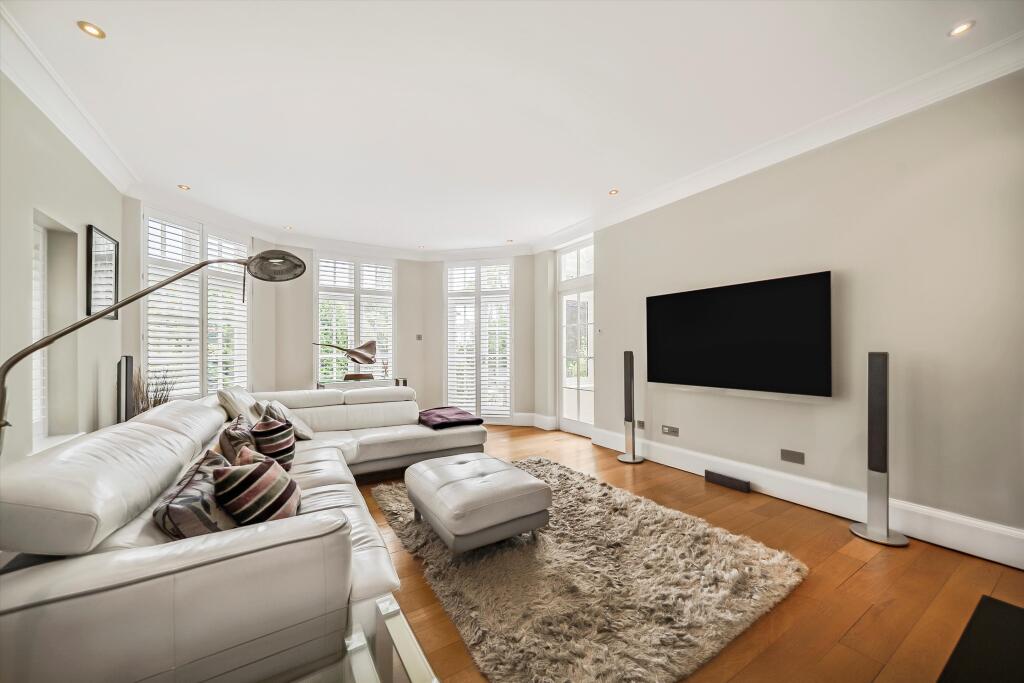 House in London, Strawberry Hill - View 2