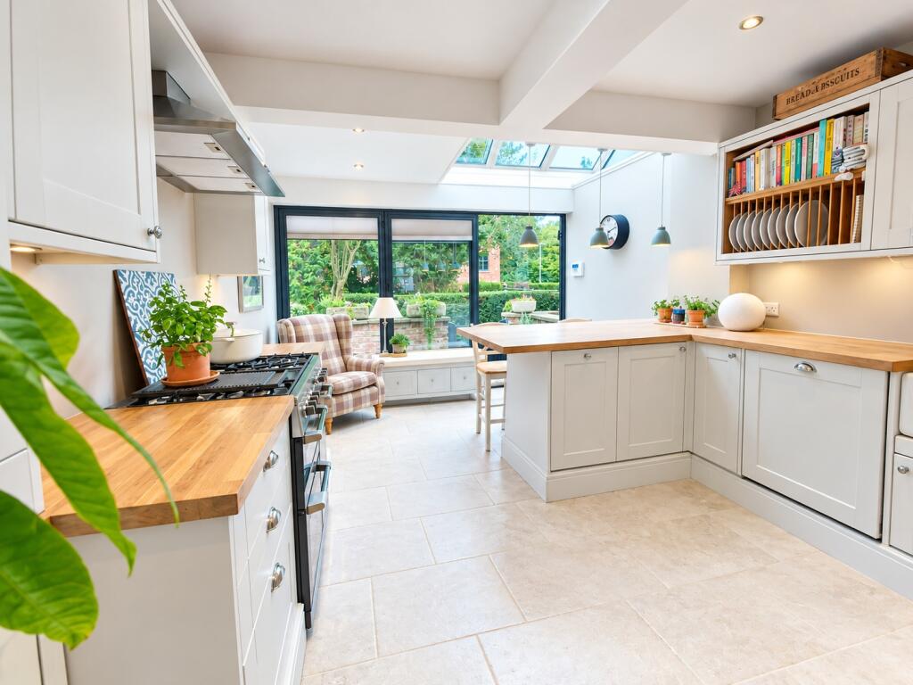 Brookside Terrace, Alderley Edge, Cheshire, SK9 photo 4