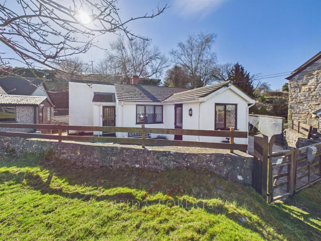 Main image of property: Halkyn, Holywell