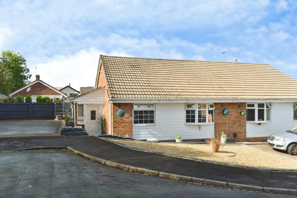 Main image of property: Alton Close, Newcastle, Staffordshire, ST5