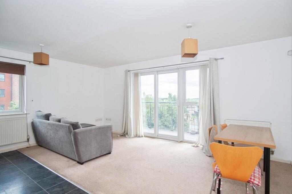 Apartment in Manchester - View 4