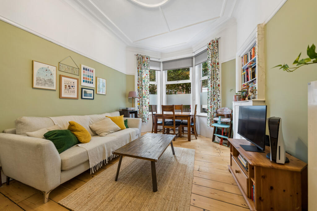 Apartment in Glasgow - More
