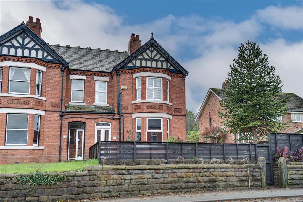 4-bed semi-detached on West Road, Congleton, CW12, £450,000
