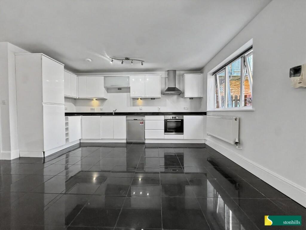 House in Northampton, Phippsville - View 4