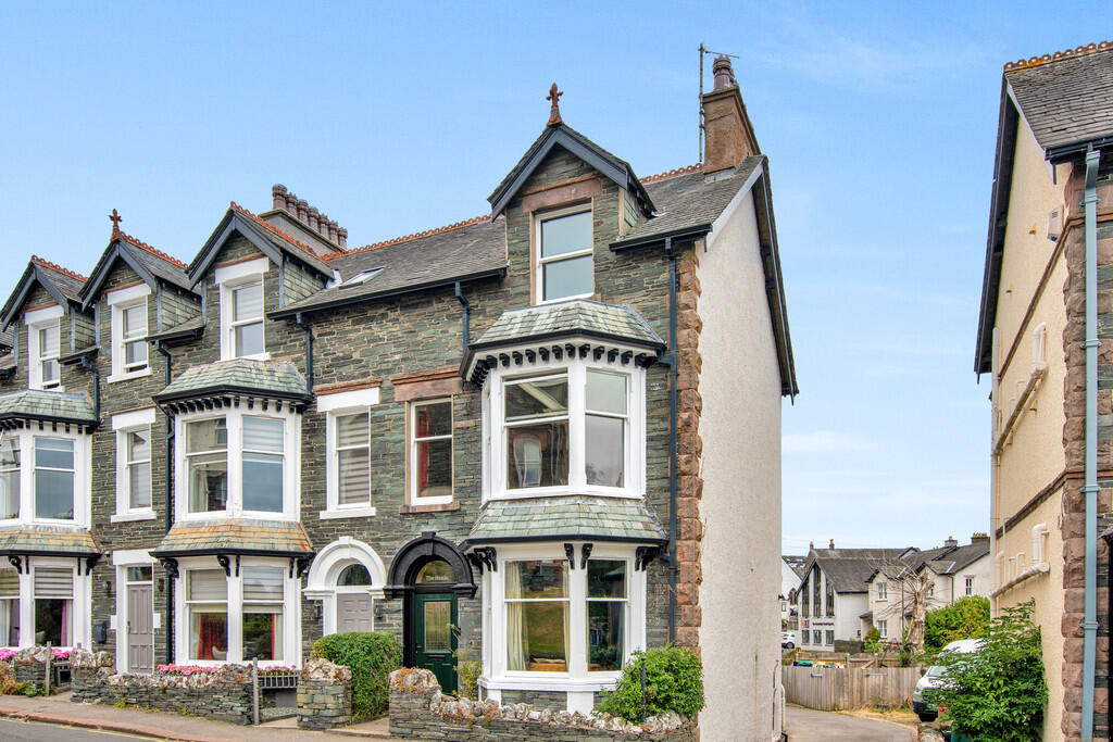 Main image of property: 3 The Heads, Keswick, Cumbria, CA12 5ES