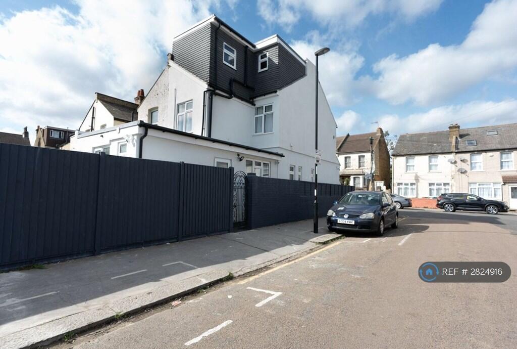 Main image of property: Lakehall Road, Thornton Heath, CR7