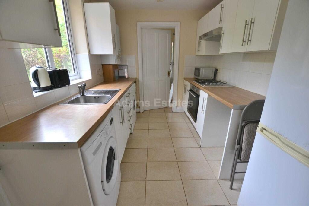 House in Reading - View 4