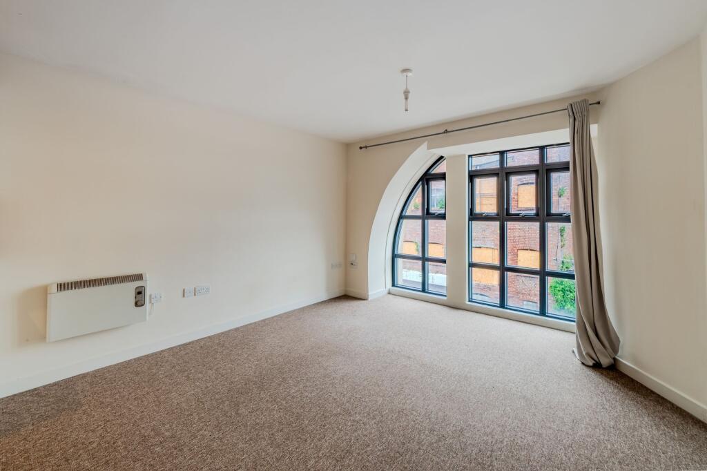 Apartment in Bristol - View 2