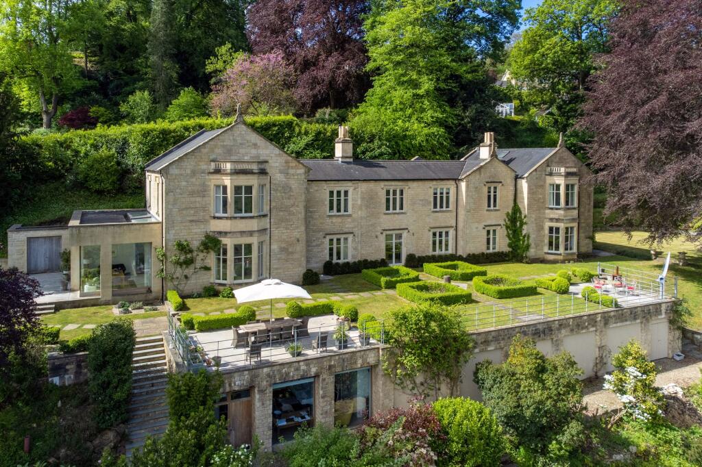 Main image of property: Cliffe Drive, Limpley Stoke, Bath, BA2