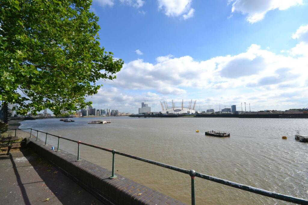 Apartment in London - More