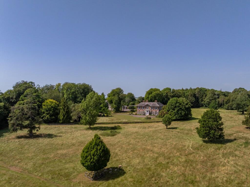 House in Chaddleworth, West Berkshire - View 3